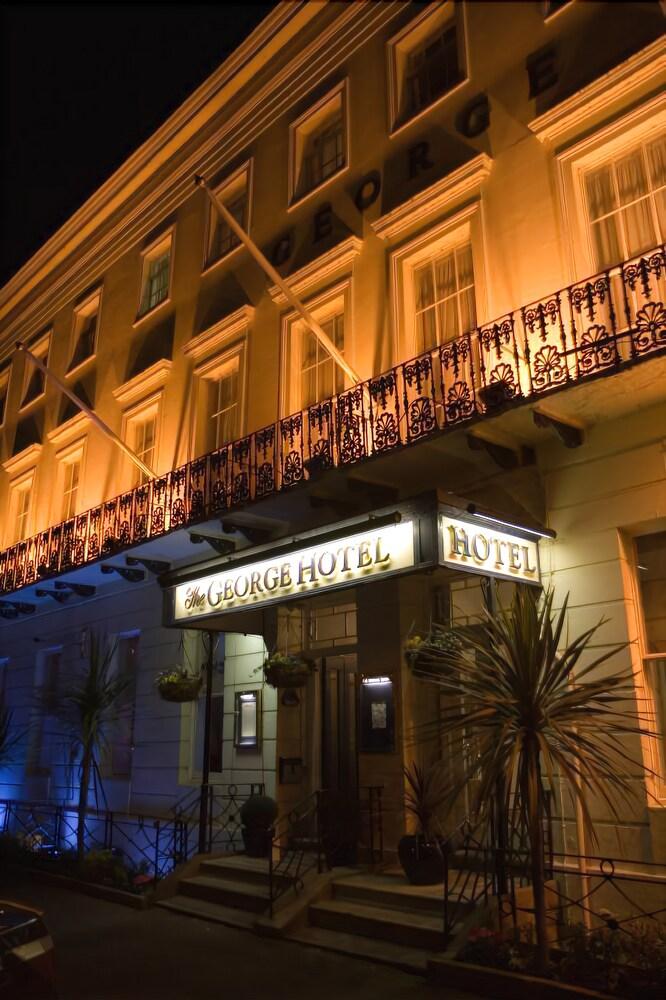 The George Hotel & Monty'S Cheltenham Esterno foto